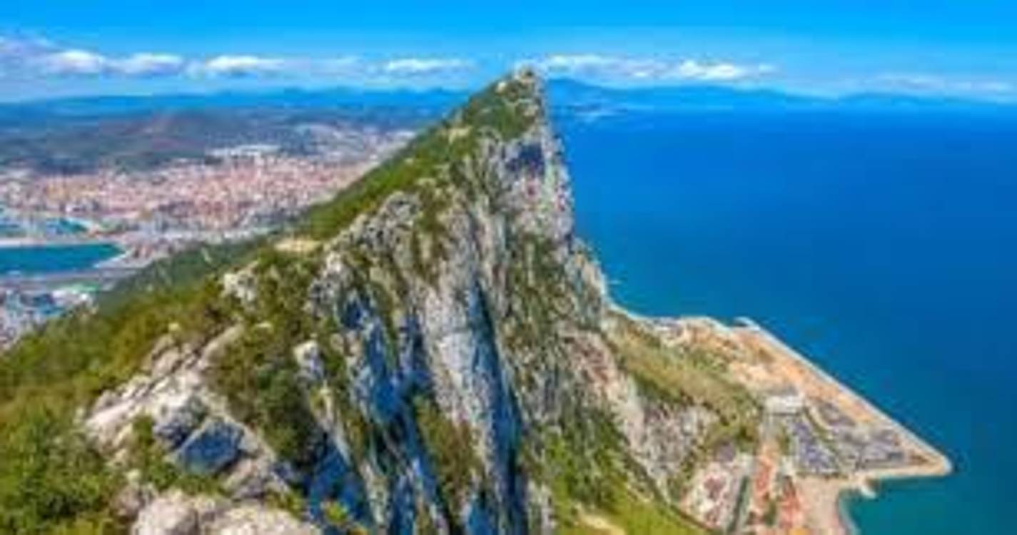 Fronteira de Gibraltar vive em limbo legal ainda à espera de acordo