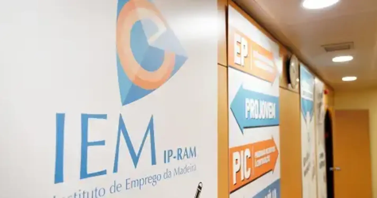 IEM homenageia 45 trabalhadores em iniciativa incluída nas celebrações do 25.º aniversário
