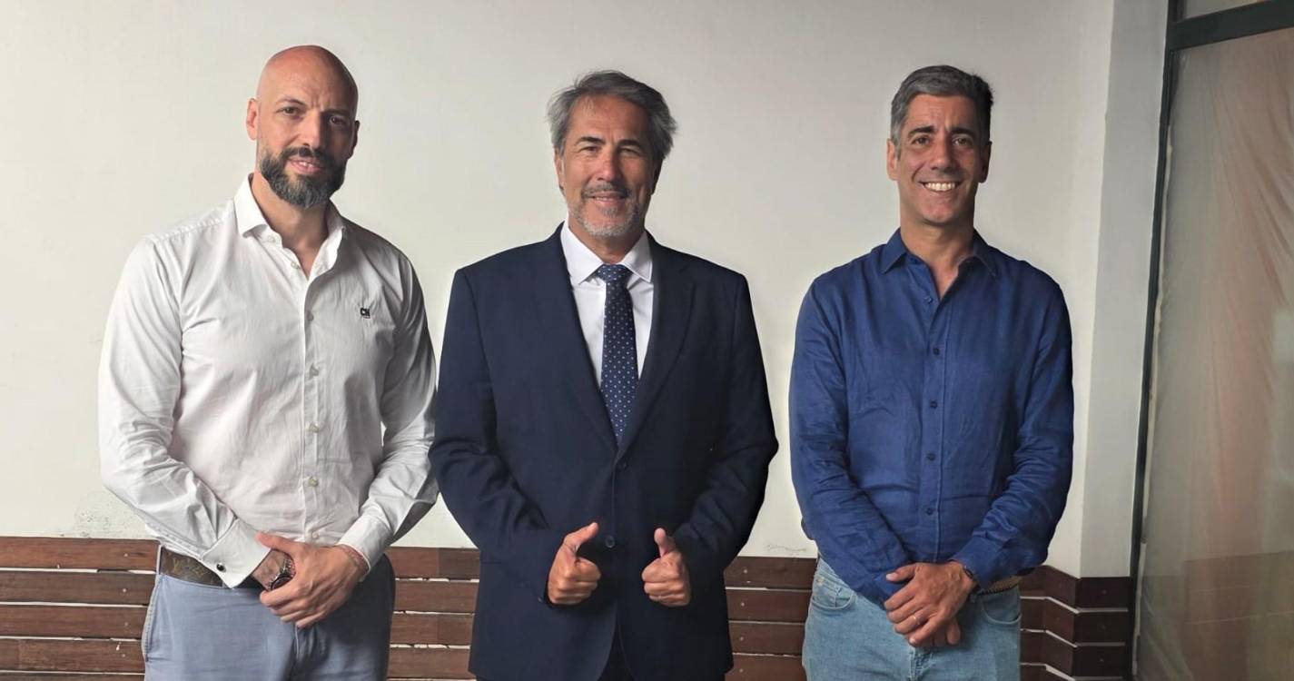 Francisco Gomes encontra-se com candidatos do Chega no Funchal