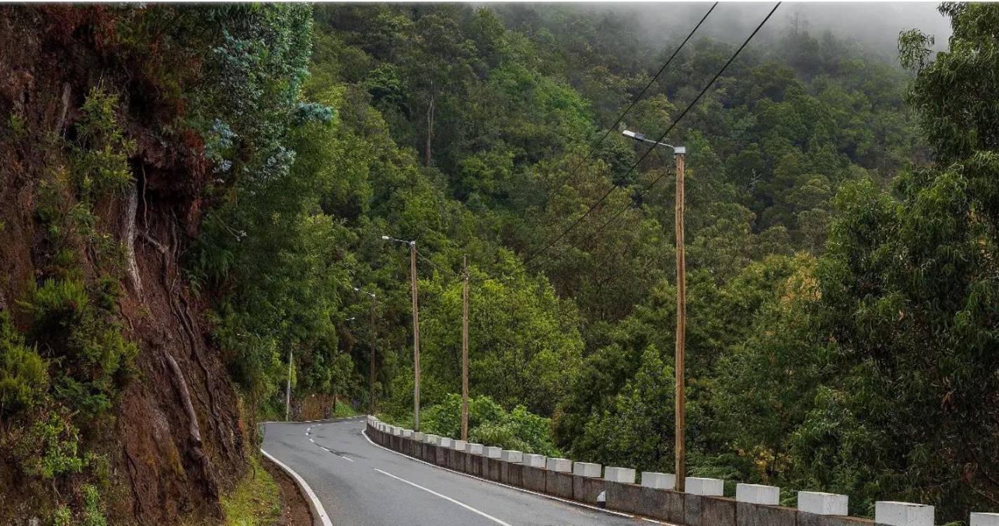 Estrada reaberta ao trânsito entre o Faial e o Cortado