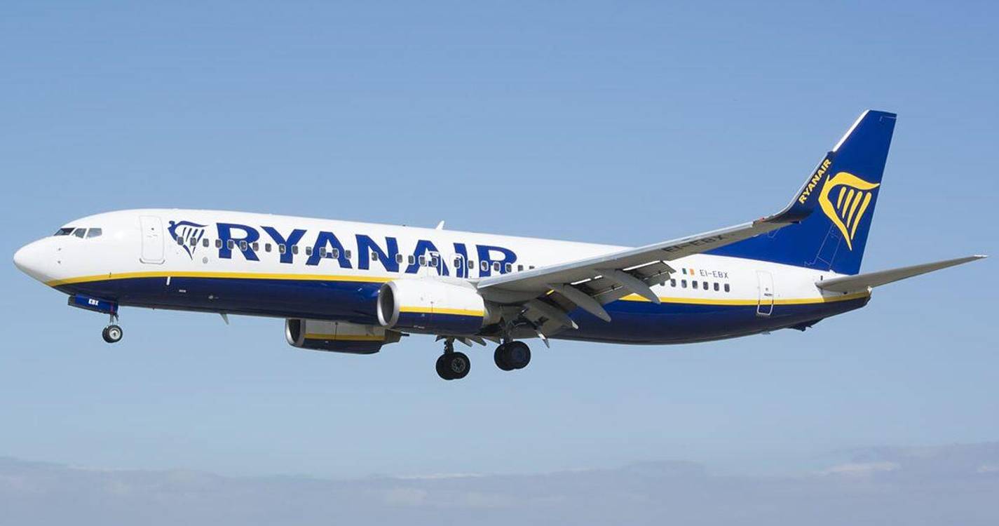 Piloto da Ryanair desmaia em voo Barcelona-Porto, mas avião aterra na hora prevista