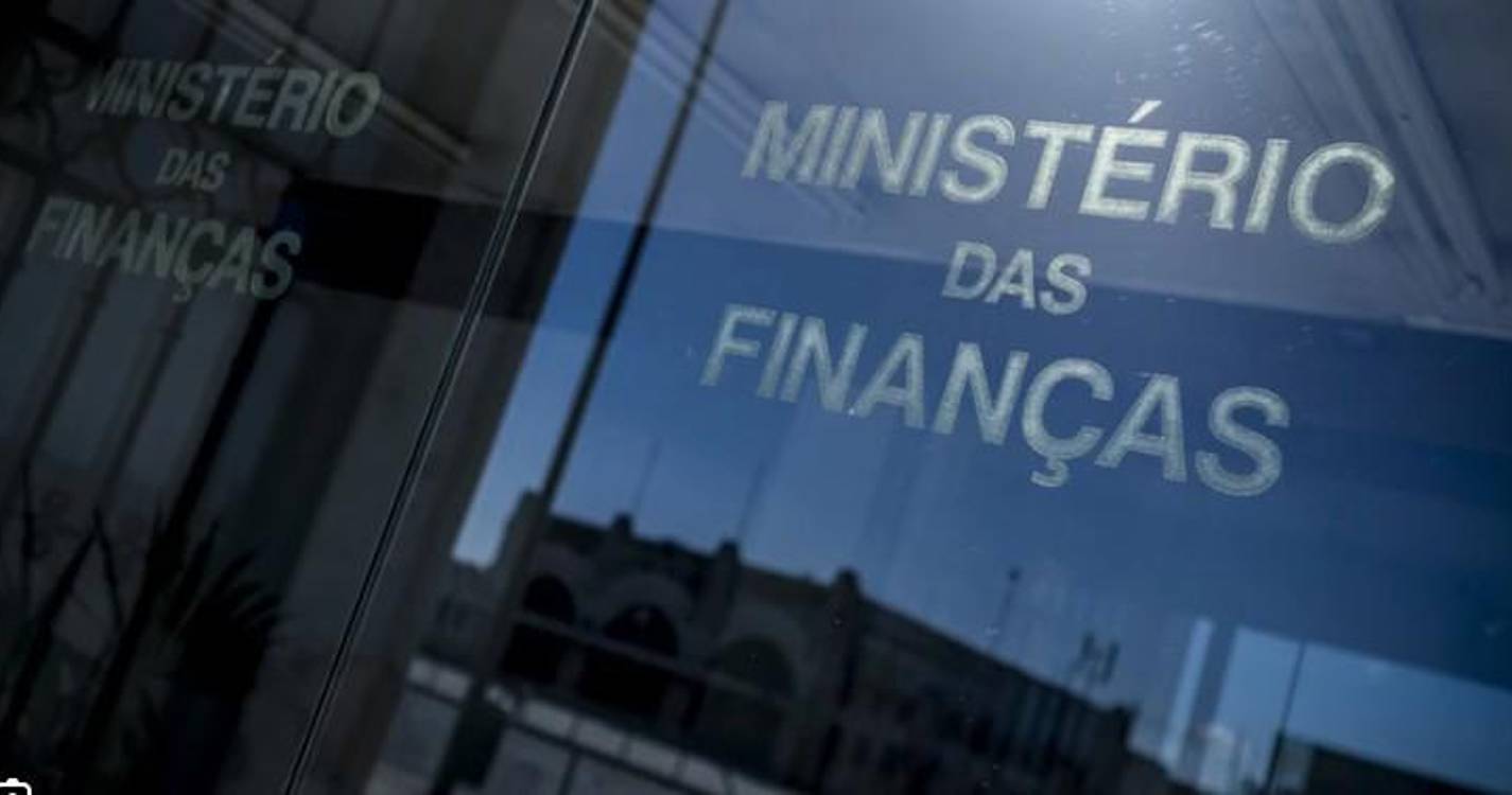 Governo quer fechar negociação para novas autoridades das Finanças até abril