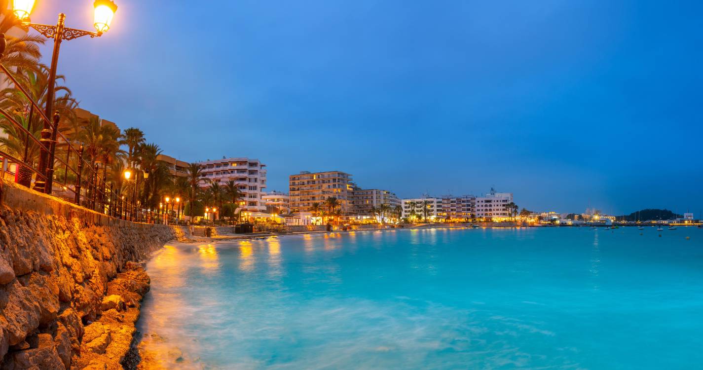 Homem português de 27 anos morre após queda em hotel de Ibiza