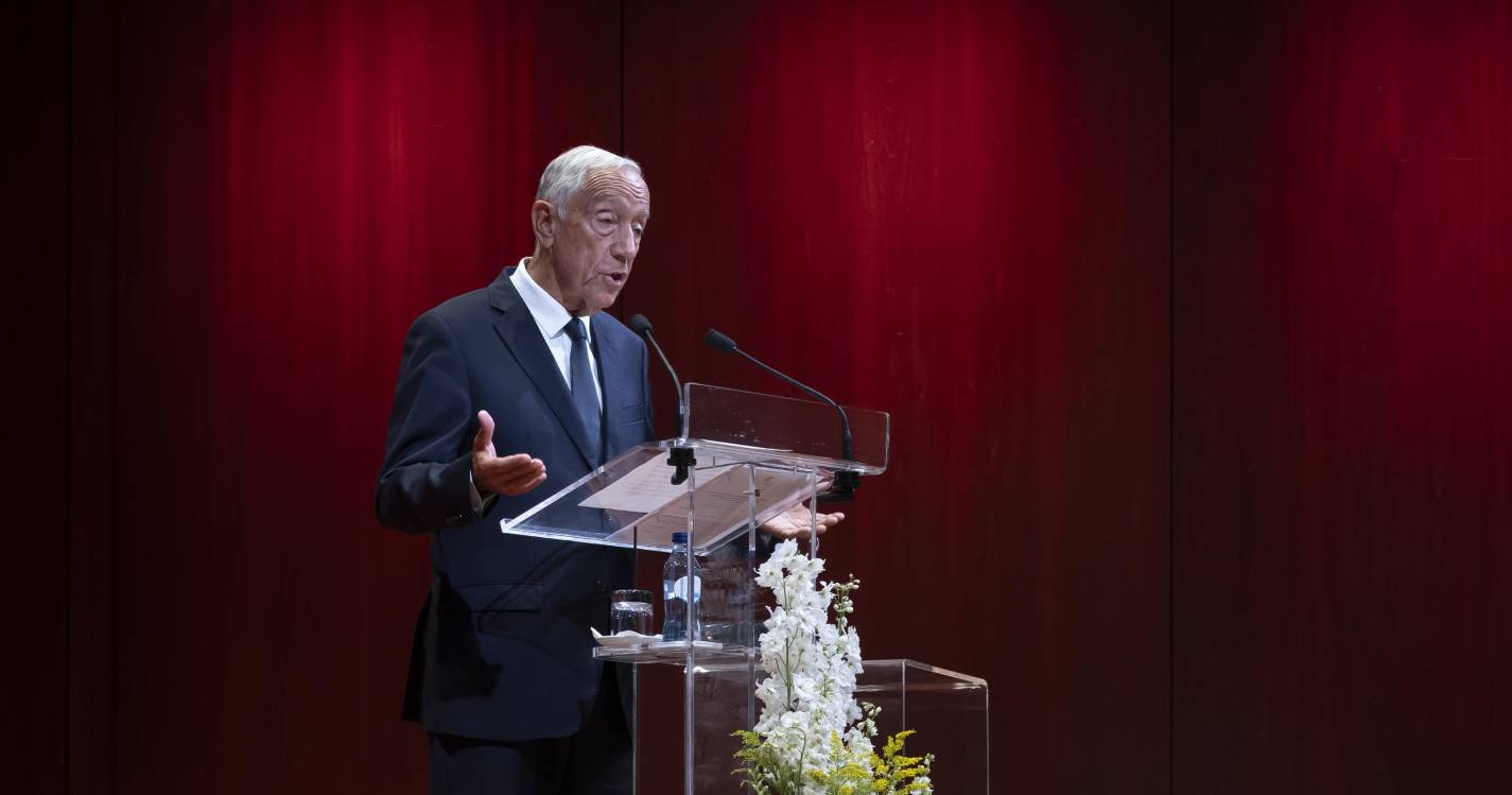 É tempo de reafirmar a esperança, por palavras e ainda mais por atos diz Marcelo