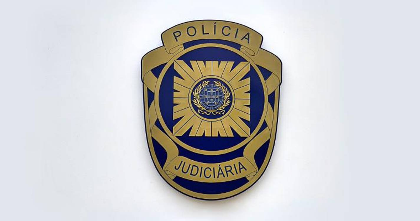 PJ detém suspeito de vários crimes de roubo com arma de fogo em Lisboa