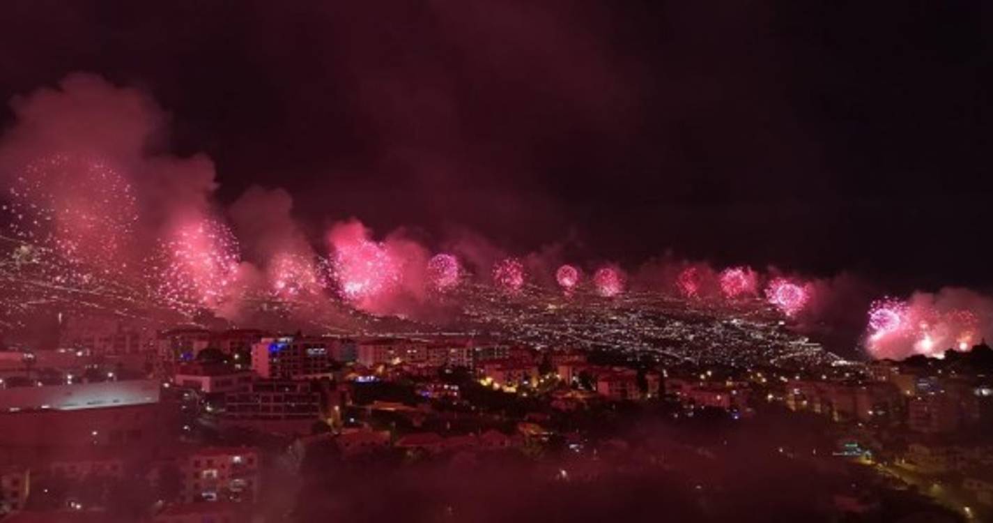 E foi assim a despedida de um ano para esquecer (com vídeo e fotos)