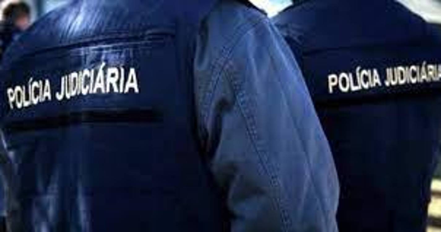 Suspeito de matar namorada com 2 tiros no Porto terá agido “movido por ciúmes”