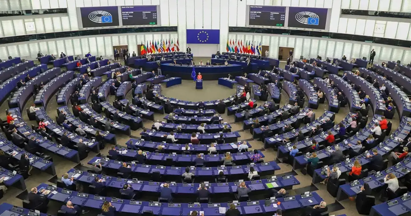 Jornalistas presos na Bielorrússia e Geórgia vencem prémio Sakharov 2025