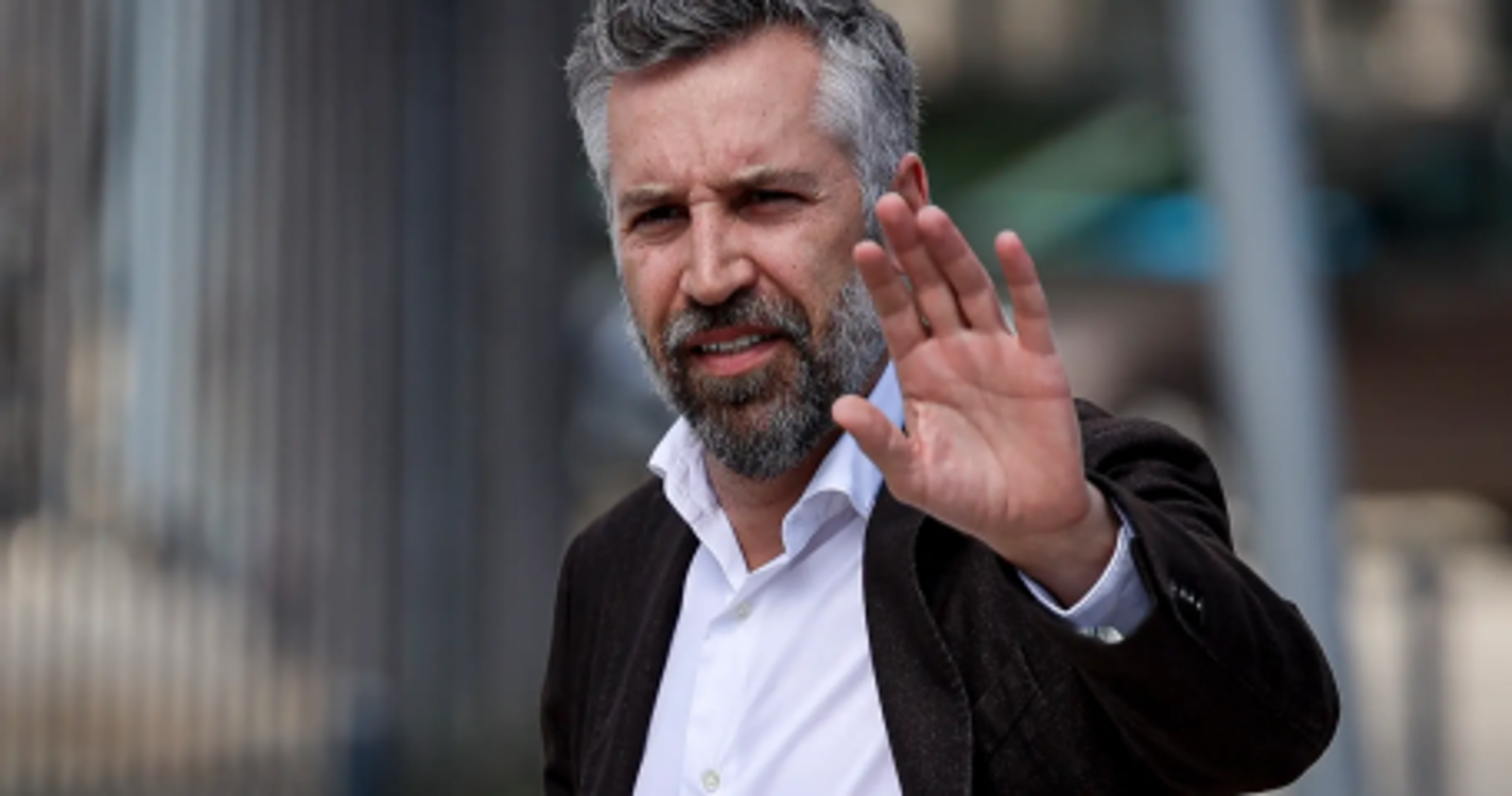Pedro Nuno avisa que PS não define voto no Orçamento com pressões