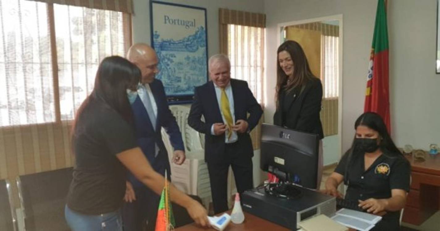 Paulo Cafôfo reunido com a comunidade portuguesa de Aragua (com fotos)