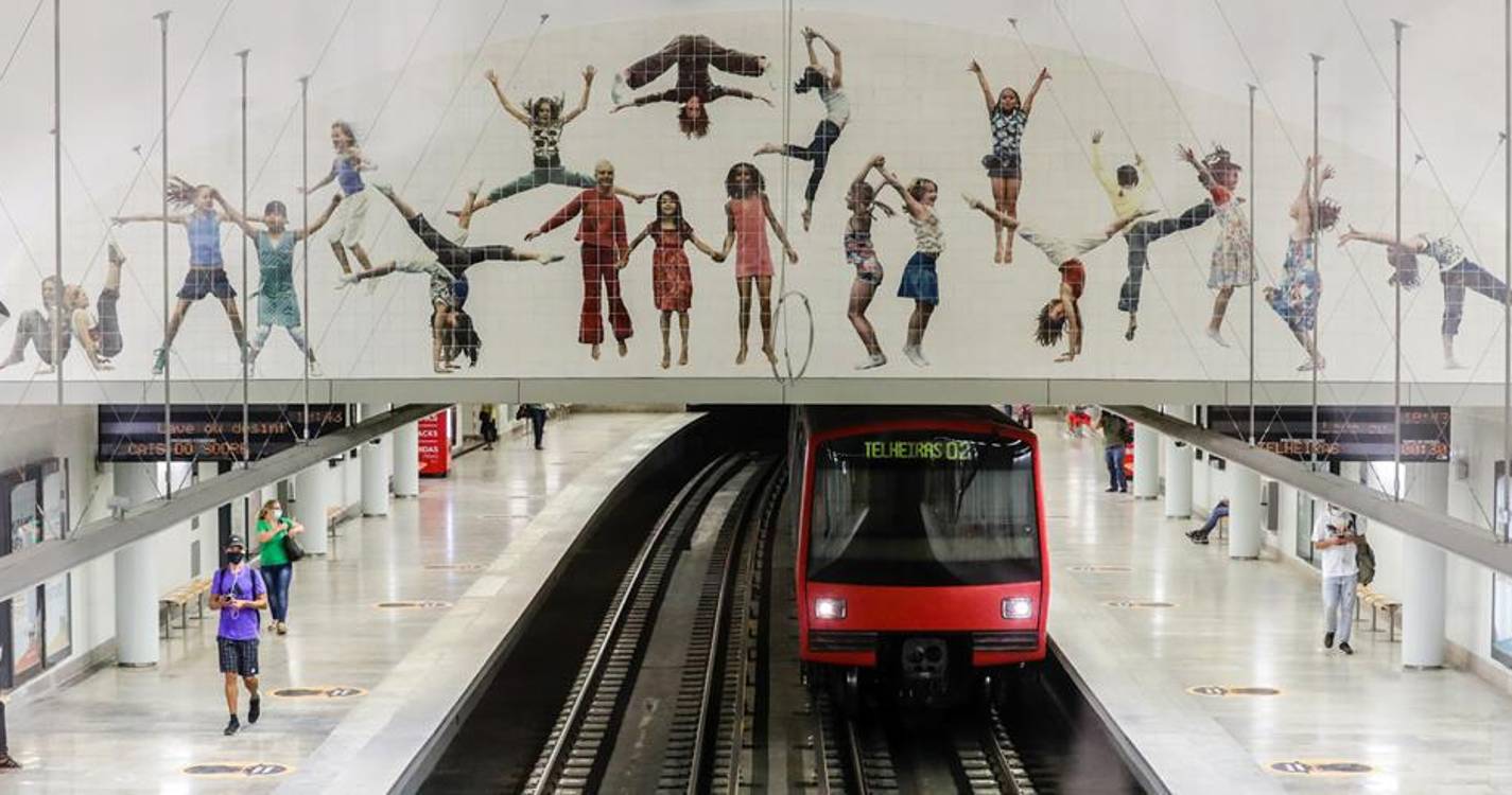 Metro que ligará à superfície Loures e Odivelas operacional em 2026