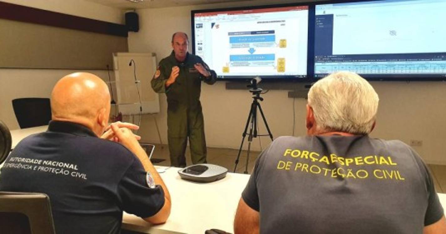 Força Especial da Proteção civil visitou Comando Operacional da Madeira