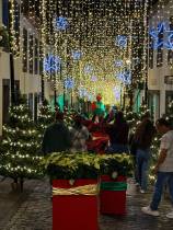 Câmara de Lobos acende a maior iluminação natalícia de sempre
