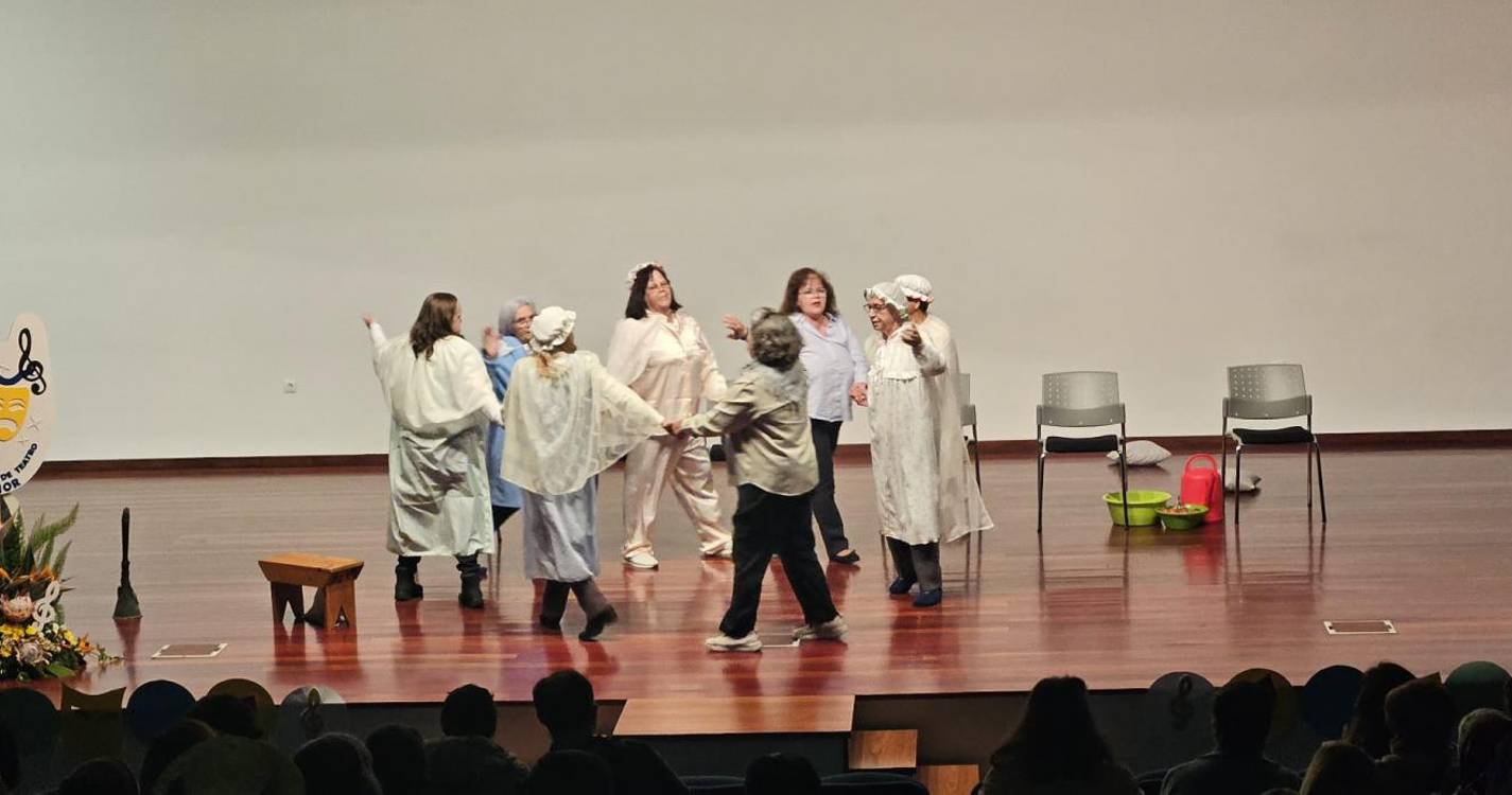 IV Encontro de Teatro Sénior reuniu diversas organizações em cima do palco