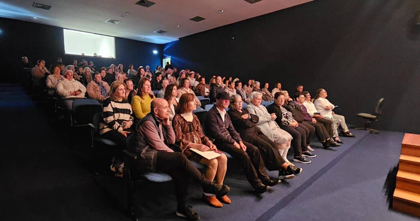 IV Encontro de Teatro Sénior reuniu diversas organizações em cima do palco