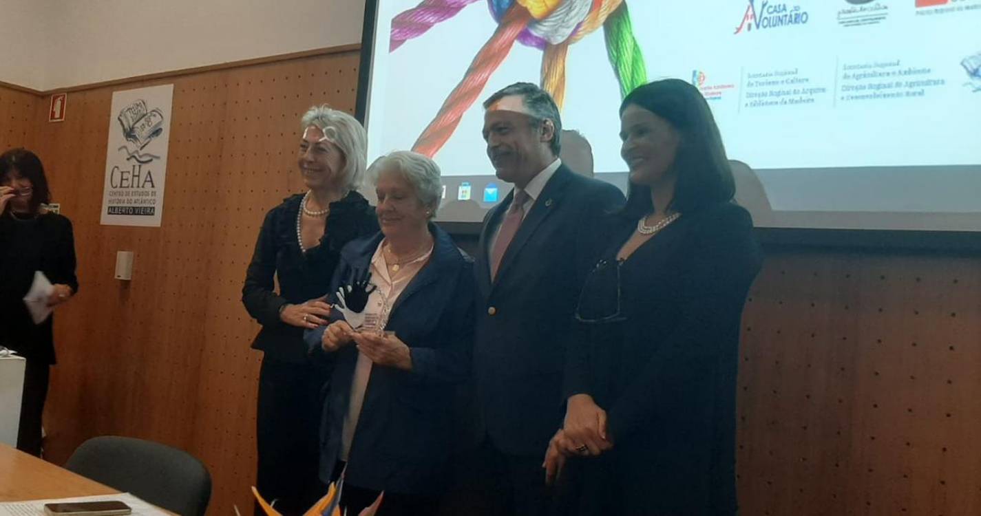 Secretária garante mais apoios aos voluntários