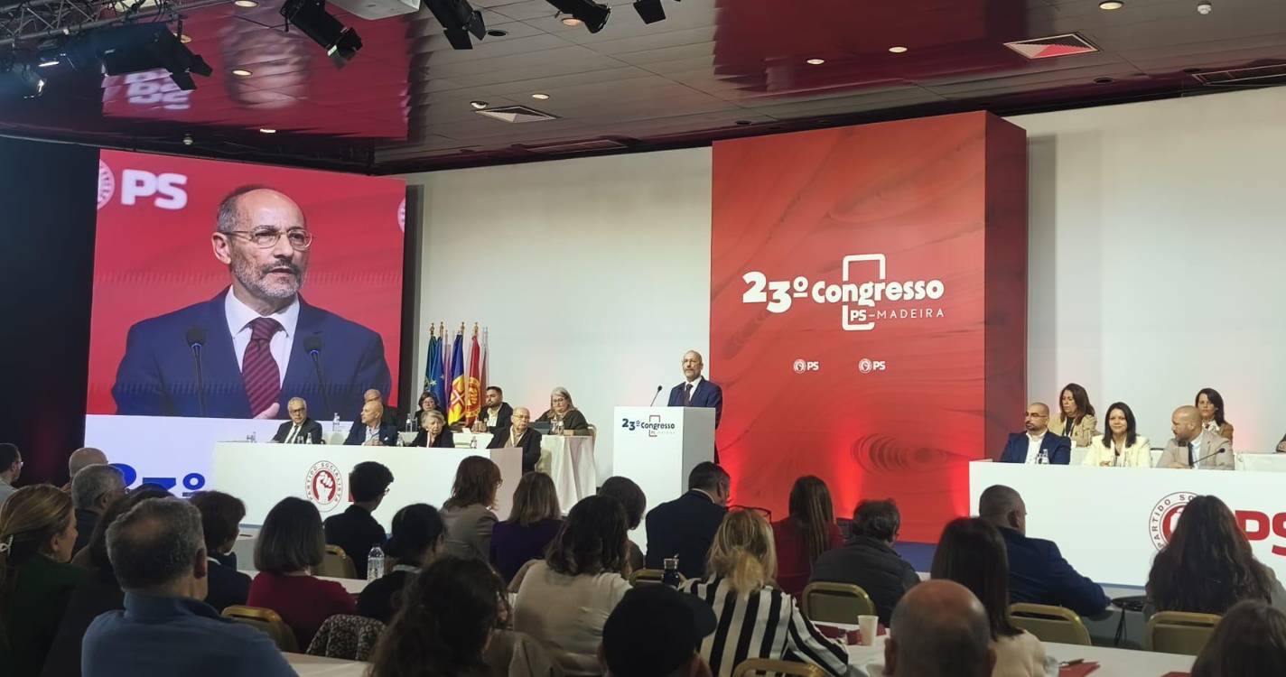 Bernardo Martins pede que todos os partidos da oposição reflitam sobre a sua atuação ao longo dos 50 anos de autonomia