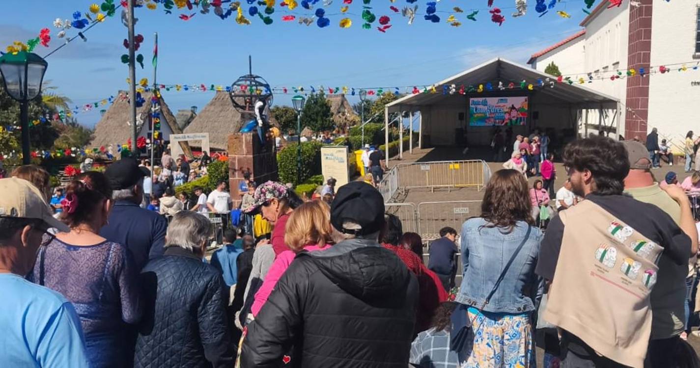 Santana a “abarrotar’ para a despedida do Carnaval com os Compadres (com fotos)