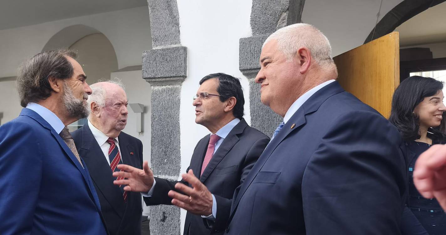 Ex-ministro da Saúde elogia futuro hospital da Madeira , que será referência da ciência e inovação