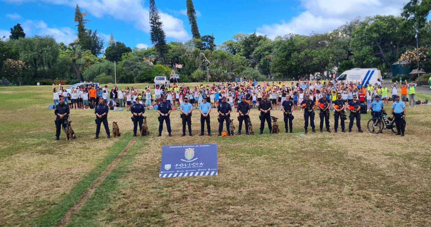 Cerca de 600 jovens do Funchal viveram de perto um pouco da realidade do que é ser polícia