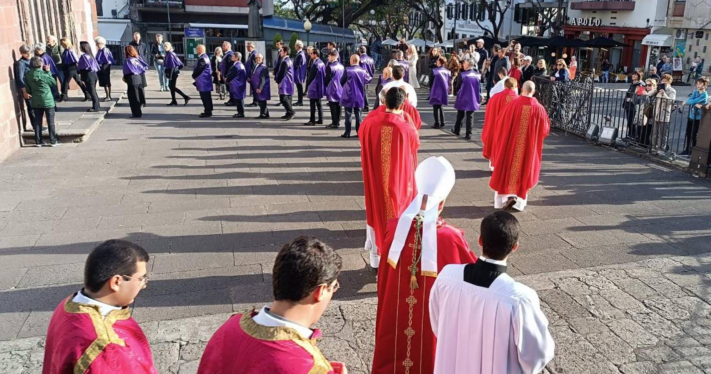 “Ali se encontra o grito da humanidade de hoje: o grito das guerras”