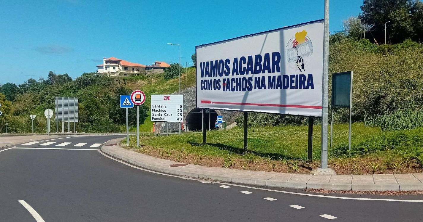 Cartazes do Chega à vista