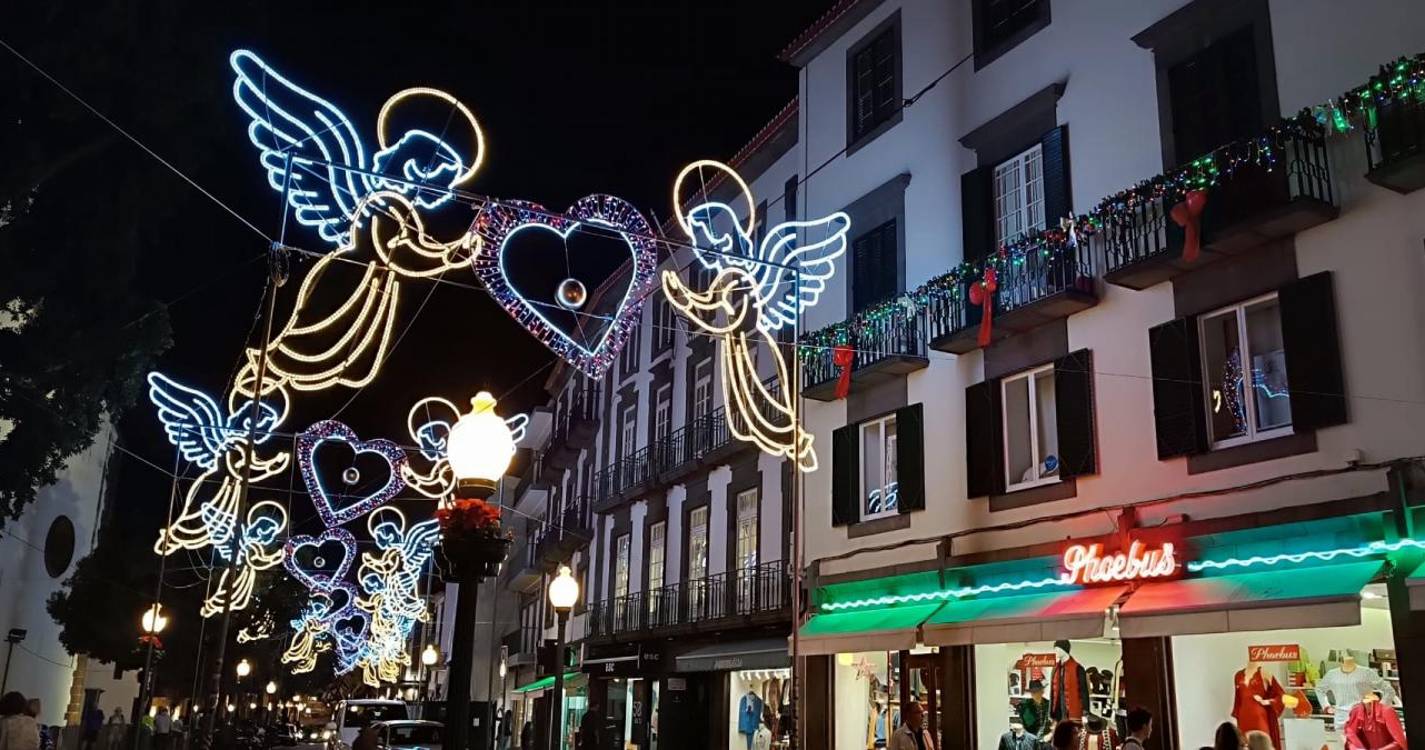 Luzes da Festa já dão cor à Sé no Funchal