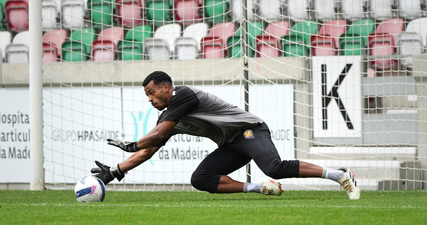 II Liga: Vítor Matos repete onze do Marítimo para receção ao Feirense