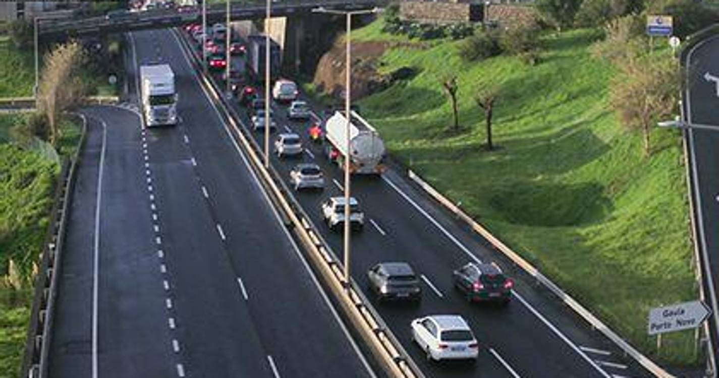 Acidente deixa trânsito congestionado entre Porto Novo e Gaula