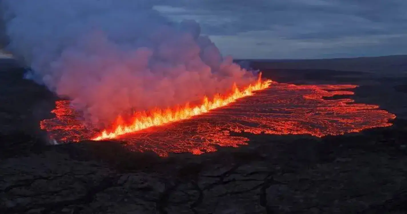 Vulcão entra em erupção na Islândia pela nona vez desde o final de 2023