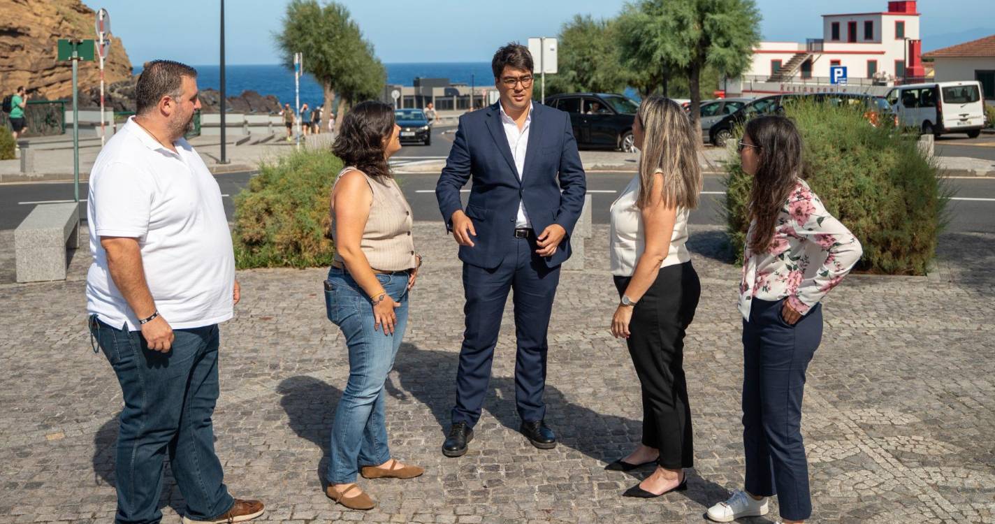 Porto Moniz: Olavo Câmara promete estacionamentos gratuitos na vila para residentes