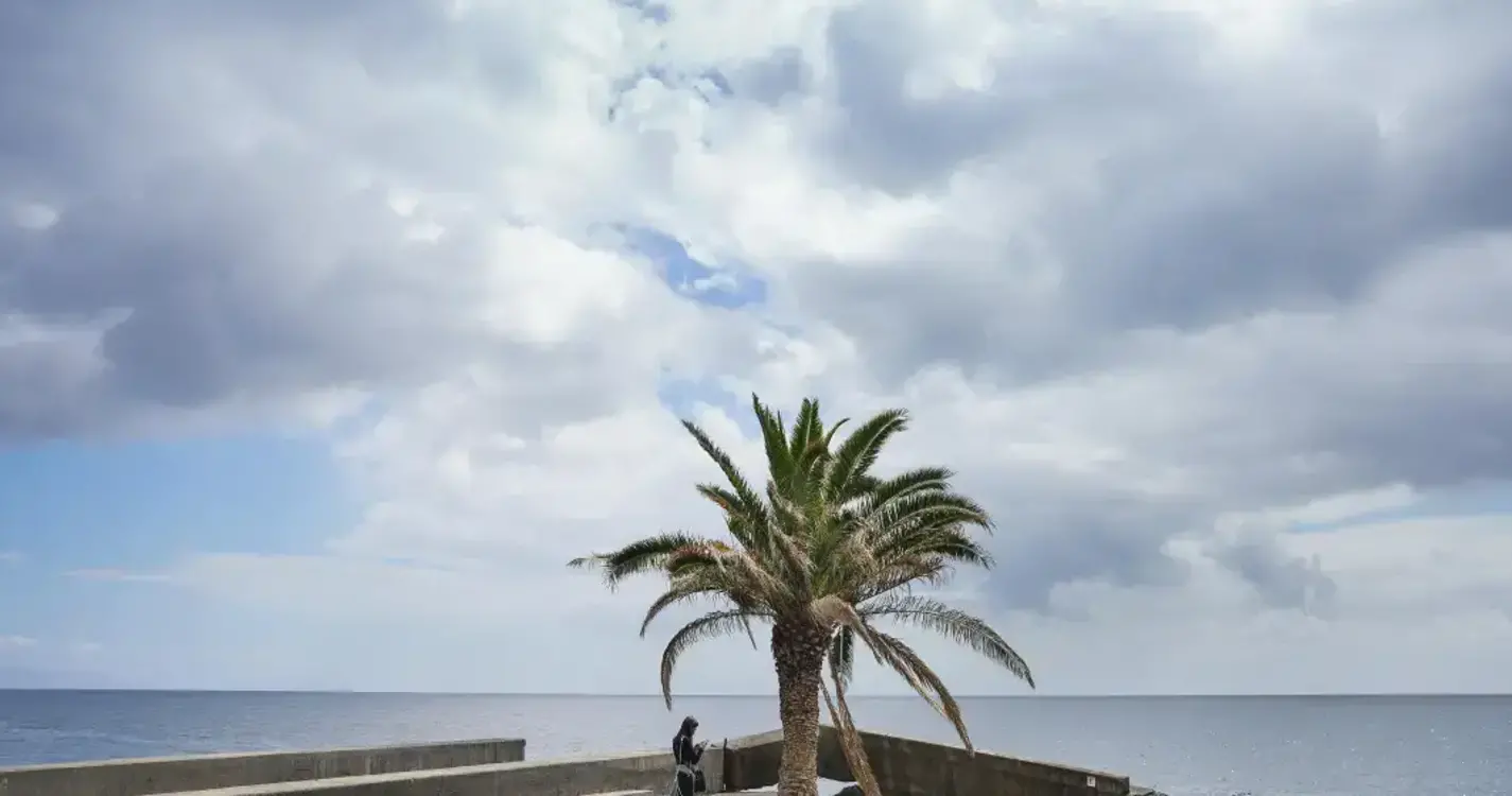 Termómetros vão atingir os 22ºC esta sexta-feira