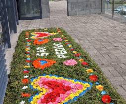 Junta de São Pedro dinamiza aprendizagem de tapetes florais