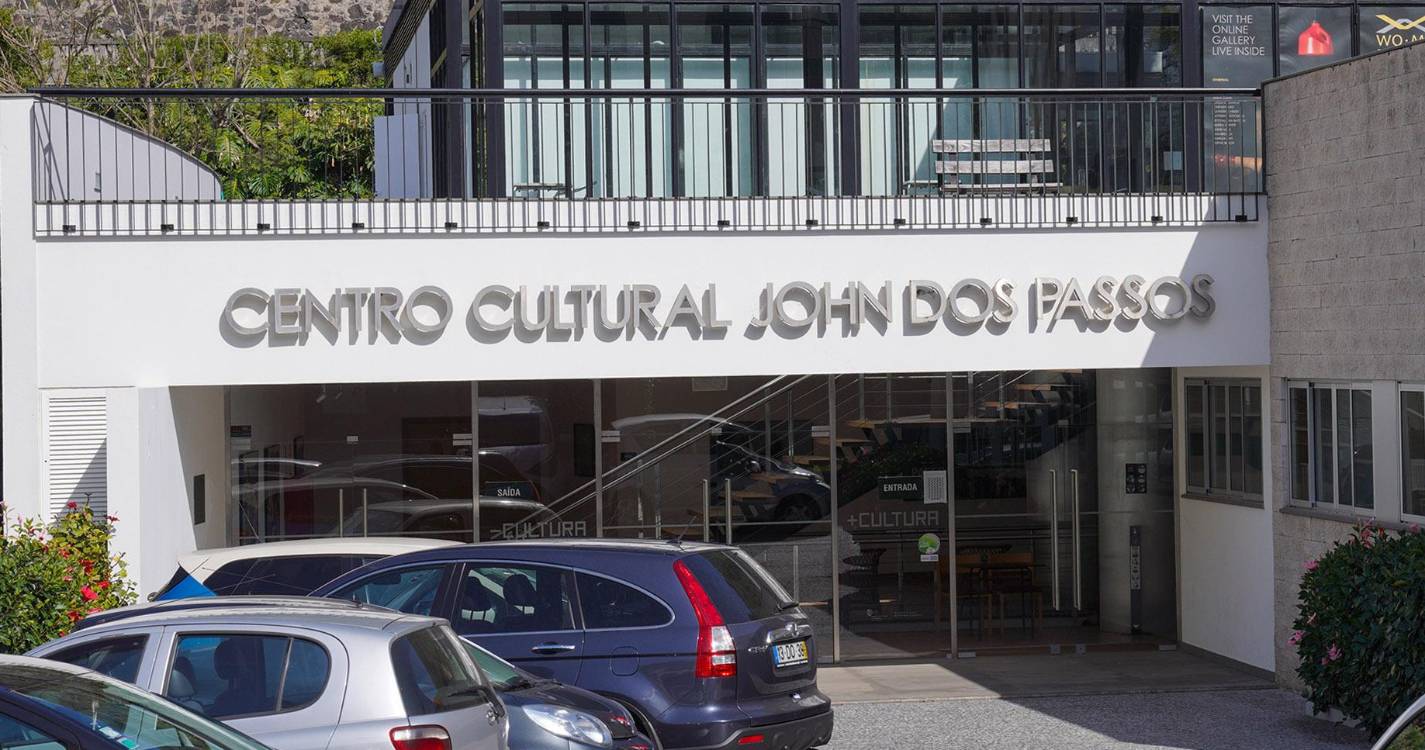 Centro Cultural John dos Passos
