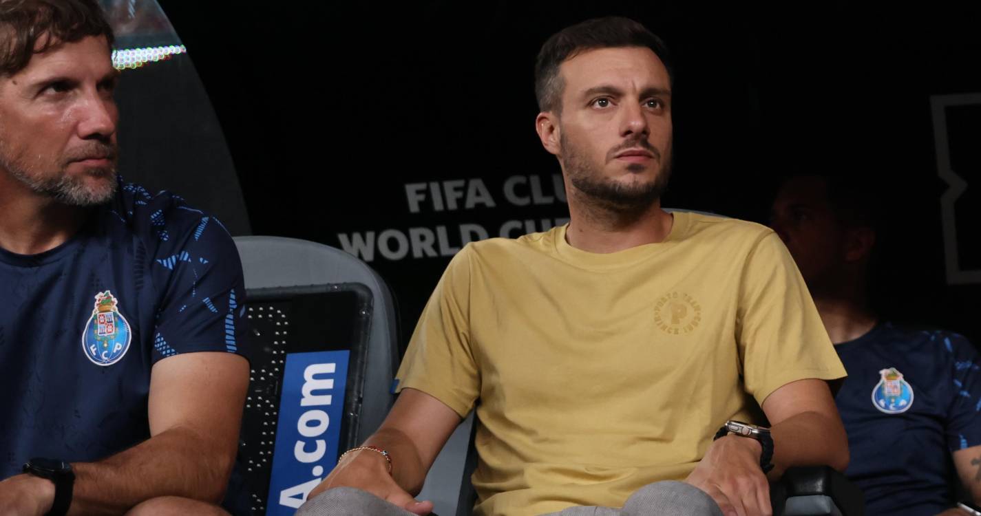 FC Porto reúne-se ainda hoje com Martín Anselmi para discutir futuro