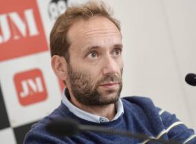 Dr. Daniel Romeira destaca a prevenção como arma essencial contra o cancro