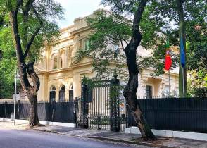 Secretário de Estado pede diálogo para melhorar atendimento na Embaixada de Portugal na Argentina