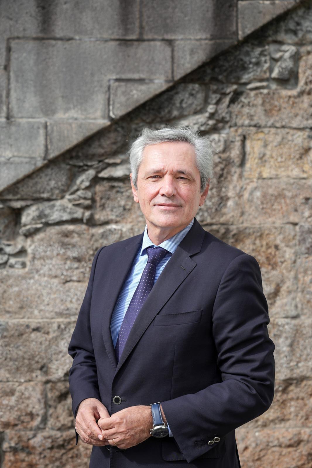 Conheça um a um os membros do Governo Regional