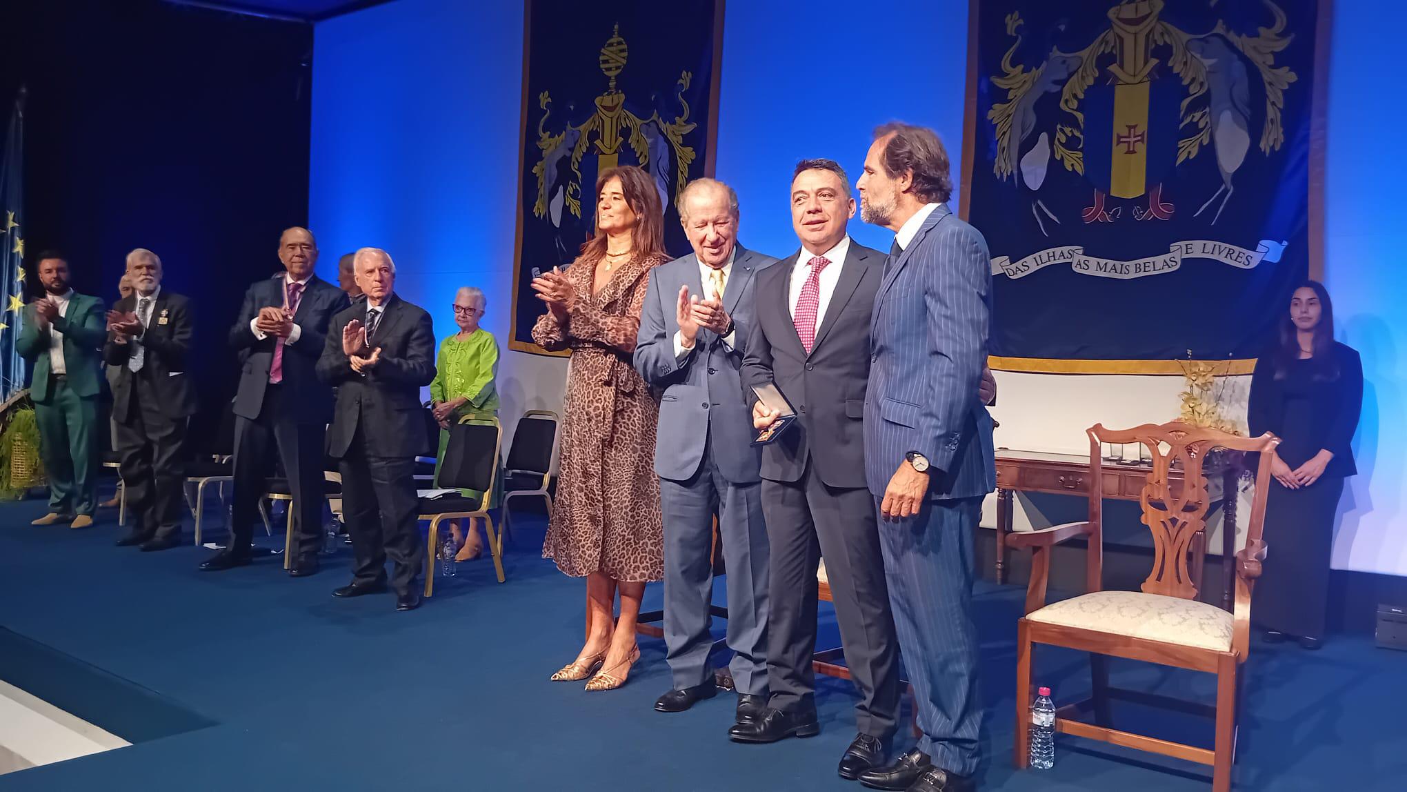 Em 1999, Giuseppe Sofrà mudou-se para a Madeira para integrar a filial Saipem Portugal Comércio Marítimo,