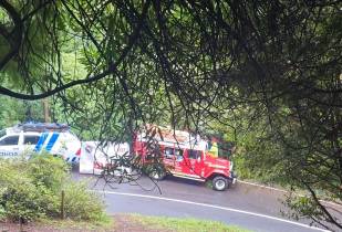 Momento em que a equipa dos BVM recolhia o corpo.