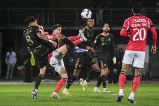 I Liga: Benfica falha aproximação ao FC Porto