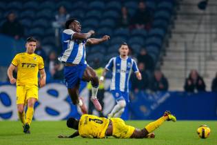 FC Porto ultrapassa Sintrense e apura-se para ‘oitavos’ da Taça de Portugal