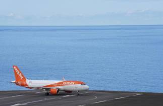 easyJet garante situação normalizada após cancelamentos de voos na Madeira
