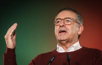 Sondagem à boca das urnas dá vitória esmagadora a Seguro.