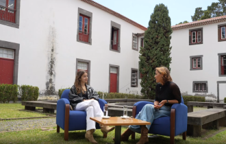 Podcast ‘Estás Ligado?’ já está disponível