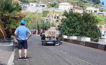 Capotamento nos Canhas