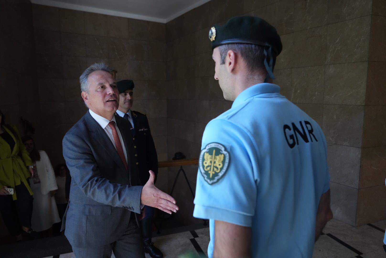 Paulo Simões Ribeiro visitou instalações da GNR na Madeira