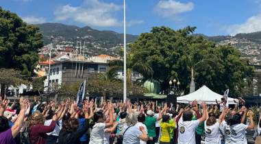Mega aula para assinalar Dia Mundial da Atividade Física