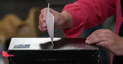 Presidenciais: Afluência supera 1.ª volta com 22,35% dos eleitores a votar até às 12:00