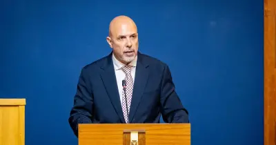 Cafôfo acusa Governo de beneficiar do aumento da receita fiscal enquanto famílias perdem poder de compra